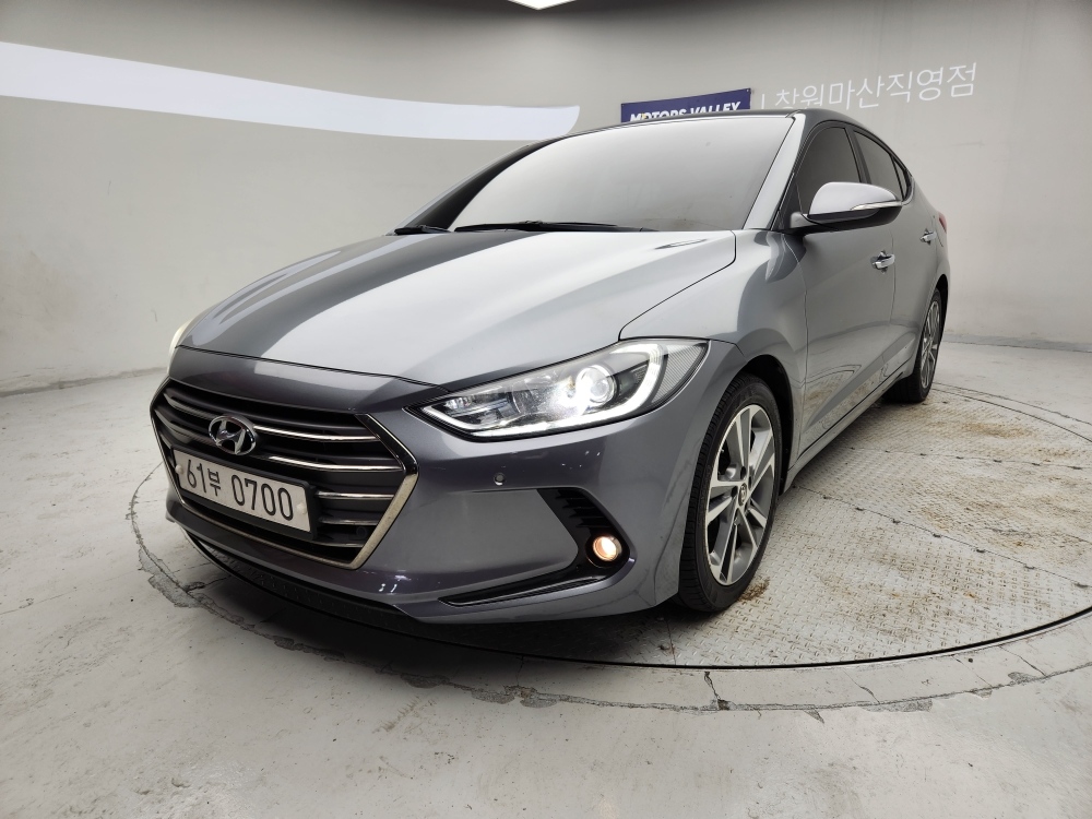 Hyundai Avante AD до 1,5 млн рублей